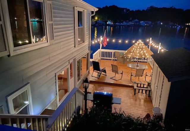 5100 E Quiet Water Court, Monticello, IN 47960