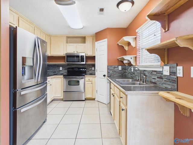 158 Sandy Hollow Drive NW, Madison, AL 35757