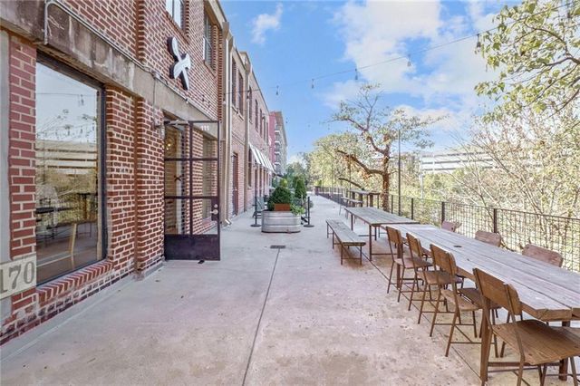 906 Brees Court, Atlanta, GA 30318
