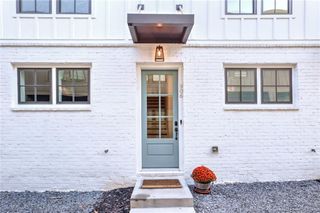 906 Brees Court, Atlanta, GA 30318