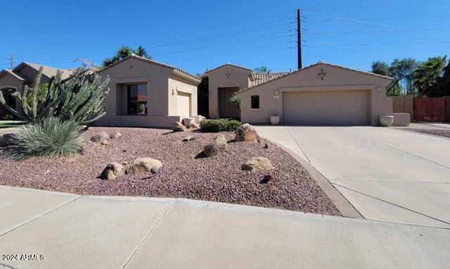2461 W Marlin Drive, Chandler, AZ 85286