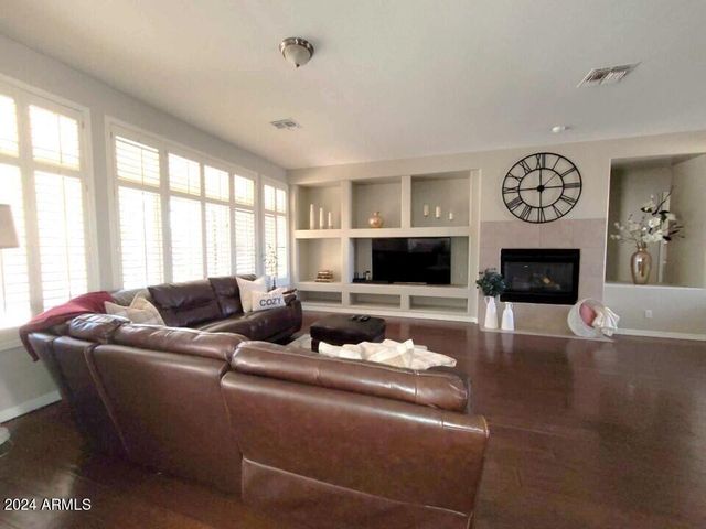 2461 W Marlin Drive, Chandler, AZ 85286