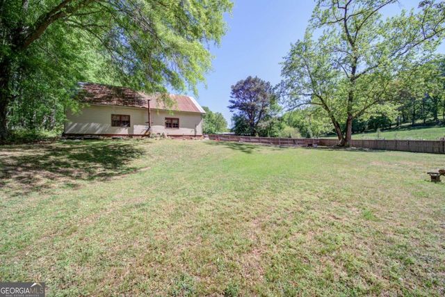 153 Dawson Forest Road, Dawsonville, GA 30534