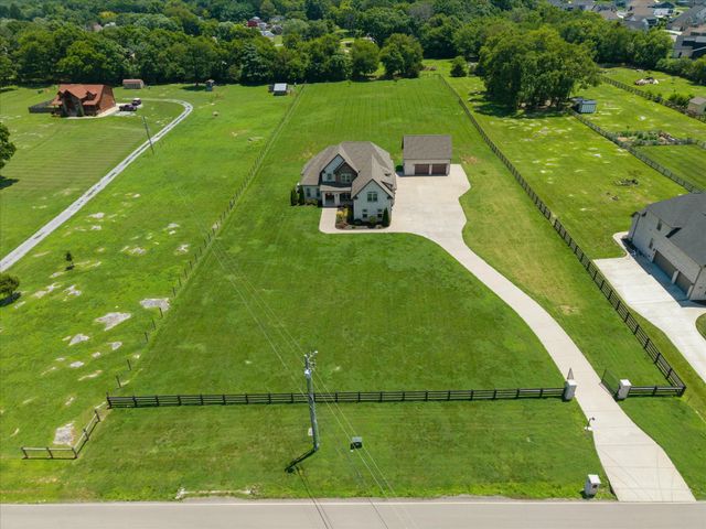 2934 Stewart Creek Rd, Murfreesboro, TN 37129