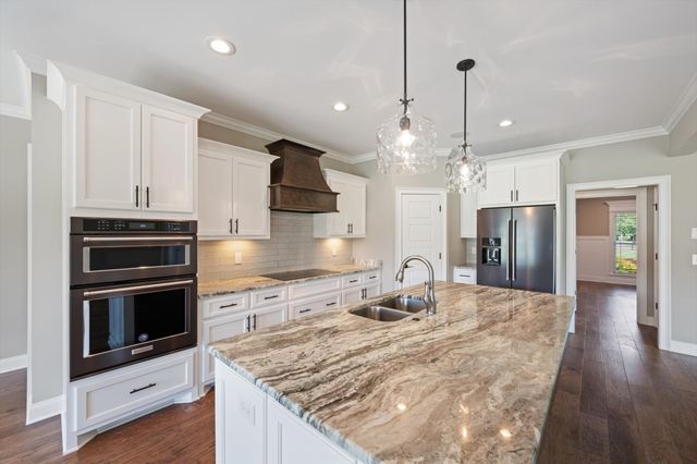 2934 Stewart Creek Rd, Murfreesboro, TN 37129