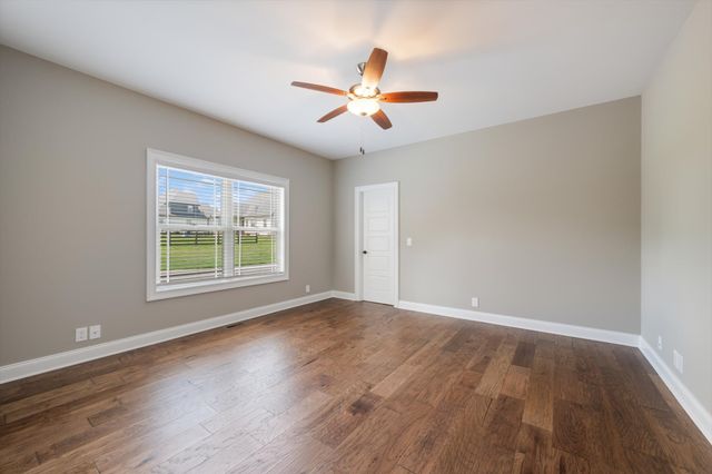 2934 Stewart Creek Rd, Murfreesboro, TN 37129