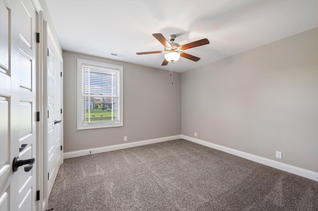 2934 Stewart Creek Rd, Murfreesboro, TN 37129