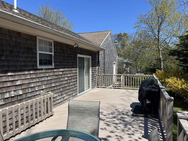27 Cherub Lane, South Yarmouth, MA 02664