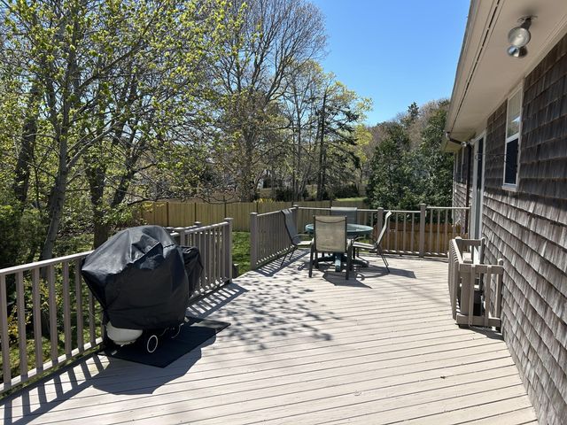 27 Cherub Lane, South Yarmouth, MA 02664