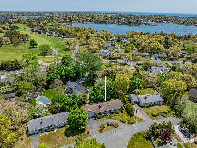 27 Cherub Lane, South Yarmouth, MA 02664