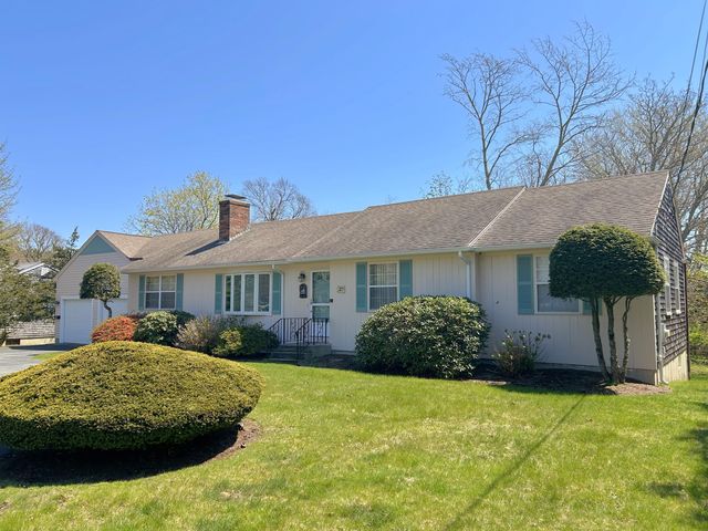 27 Cherub Lane, South Yarmouth, MA 02664