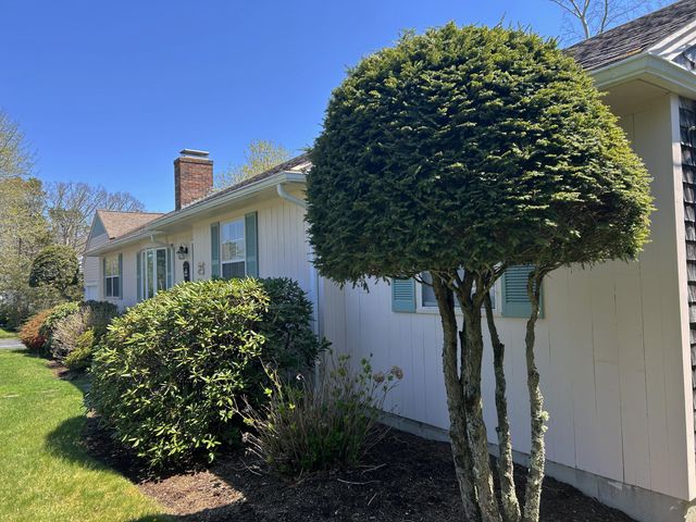 27 Cherub Lane, South Yarmouth, MA 02664