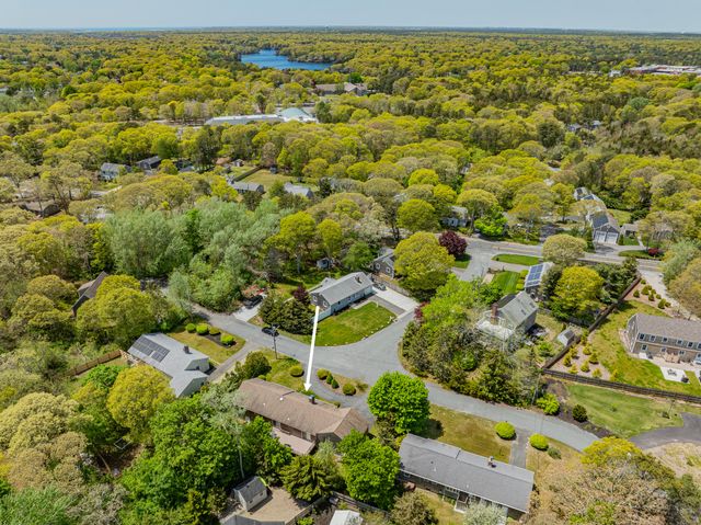 27 Cherub Lane, South Yarmouth, MA 02664