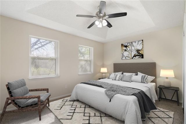 615 SE Westwind Drive, Lee's Summit, MO 64063