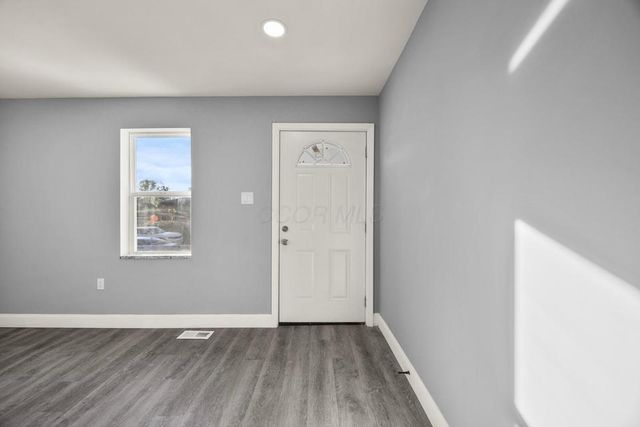 1006 Campbell Avenue, Columbus, OH 43223