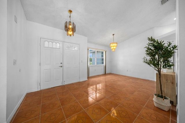 2569 SW 175 LOOP, Ocala, FL 34473
