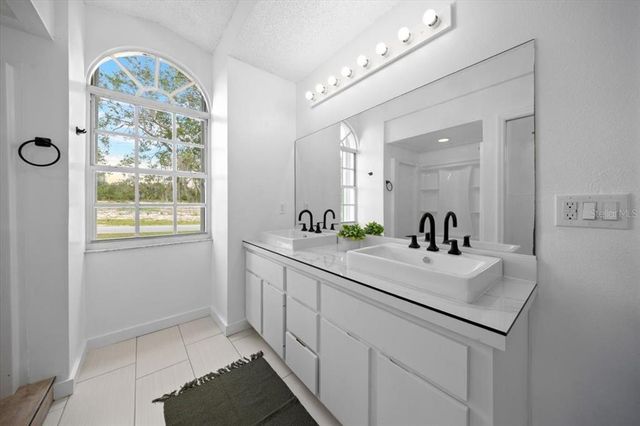2569 SW 175 LOOP, Ocala, FL 34473