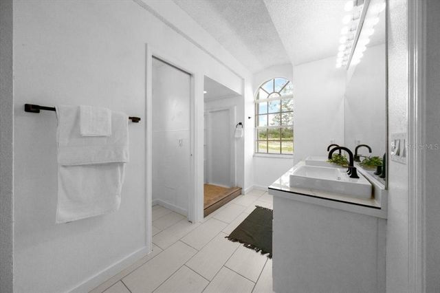2569 SW 175 LOOP, Ocala, FL 34473