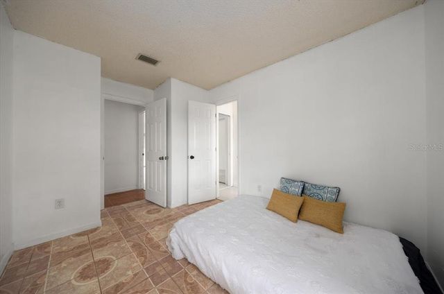2569 SW 175 LOOP, Ocala, FL 34473