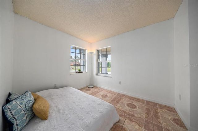 2569 SW 175 LOOP, Ocala, FL 34473