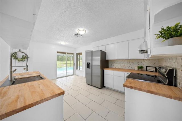 2569 SW 175 LOOP, Ocala, FL 34473