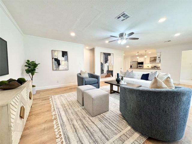 5314 Royal Oak Drive, Texas City, TX 77591