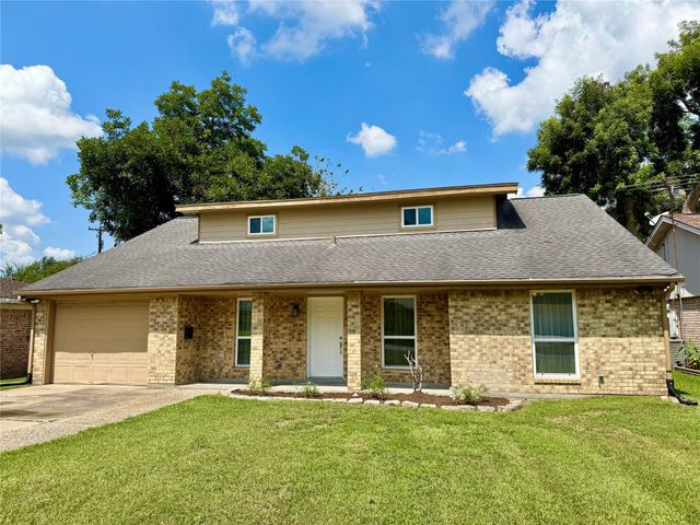 5314 Royal Oak Drive, Texas City, TX 77591