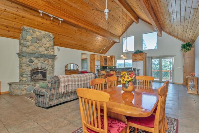 4117 Pearl Rd, Pollock Pines, CA 95726