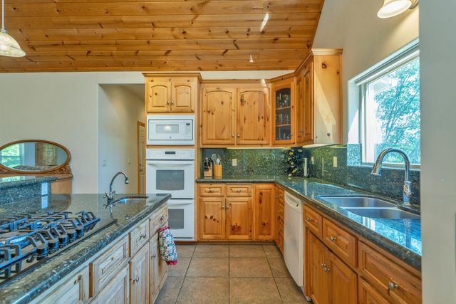 4117 Pearl Rd, Pollock Pines, CA 95726