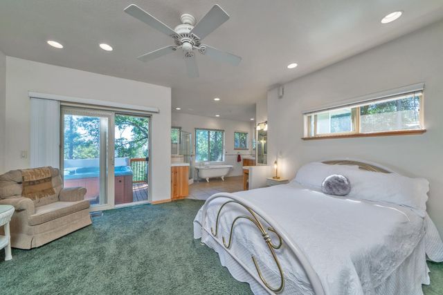 4117 Pearl Rd, Pollock Pines, CA 95726