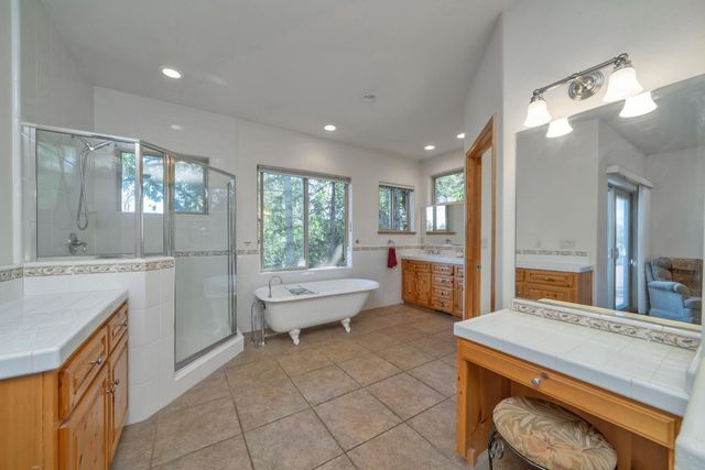 4117 Pearl Rd, Pollock Pines, CA 95726