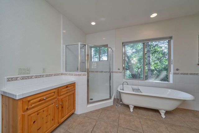 4117 Pearl Rd, Pollock Pines, CA 95726