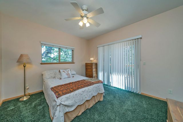 4117 Pearl Rd, Pollock Pines, CA 95726