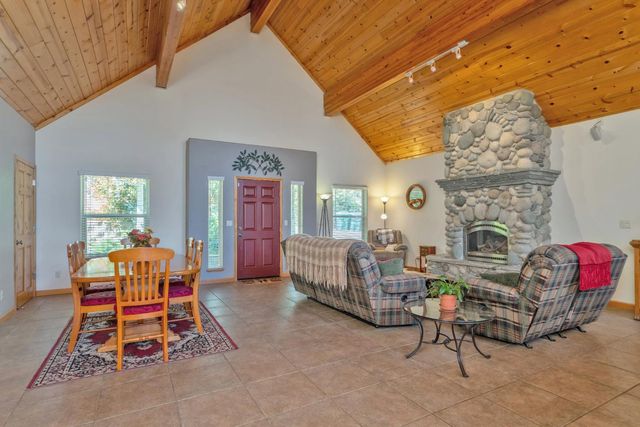 4117 Pearl Rd, Pollock Pines, CA 95726