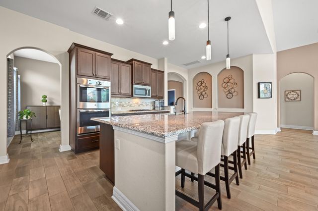 553 Betony LOOP, Buda, TX 78610