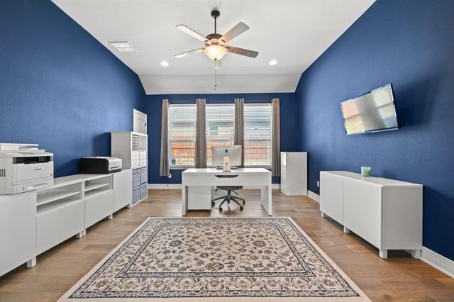 553 Betony LOOP, Buda, TX 78610