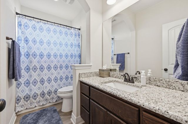 553 Betony LOOP, Buda, TX 78610