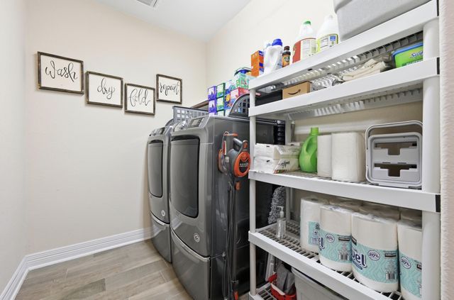 553 Betony LOOP, Buda, TX 78610