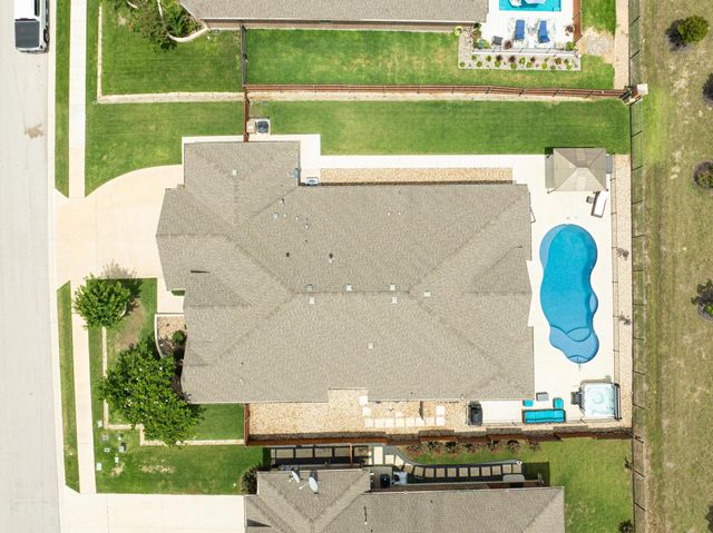 553 Betony LOOP, Buda, TX 78610
