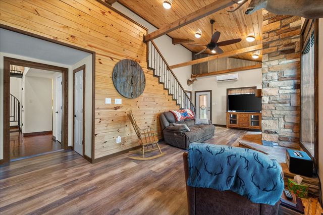 5827 SE County Road 1095, Corsicana, TX 75109