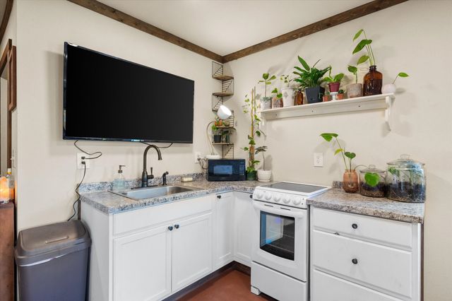 5827 SE County Road 1095, Corsicana, TX 75109