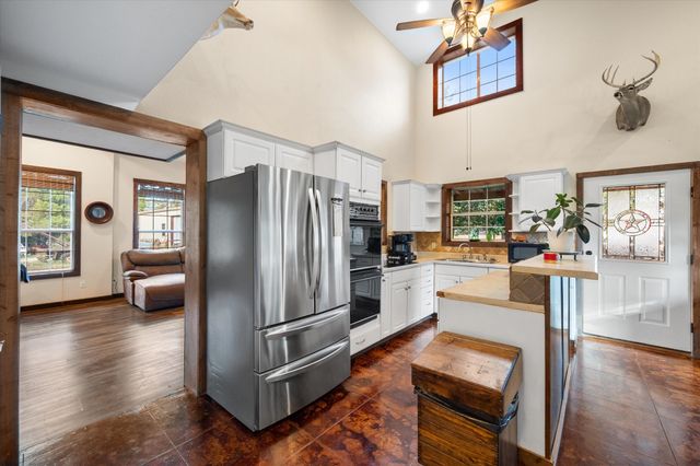 5827 SE County Road 1095, Corsicana, TX 75109