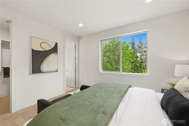 12221 NE 106th Street, Kirkland, WA 98033