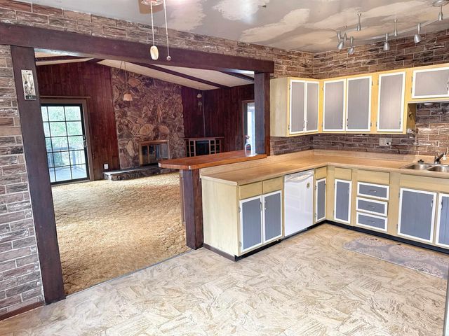 39245 Lakeshore Drive, Harrison Twp, MI 48045