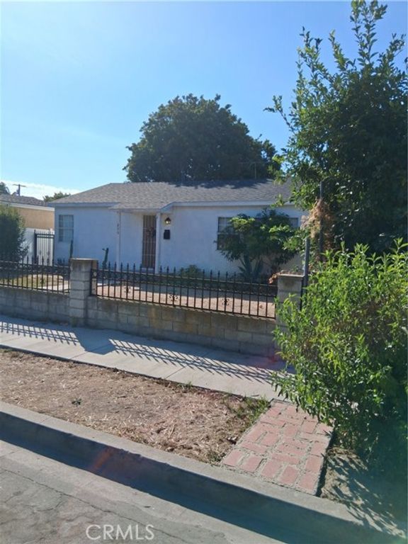 270 E Heath Lane, Long Beach, CA 90805
