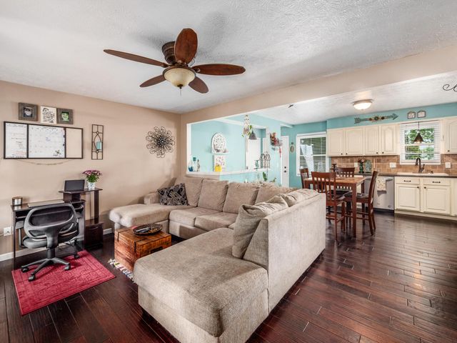 70 W Patrician Court, Chillicothe, OH 45601