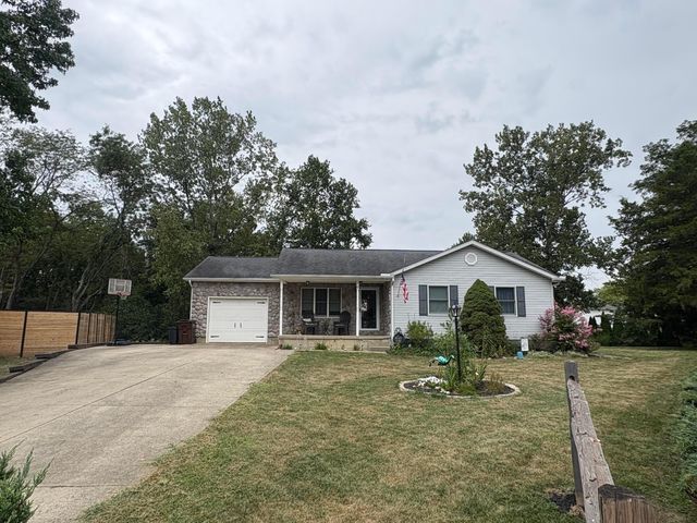 70 W Patrician Court, Chillicothe, OH 45601