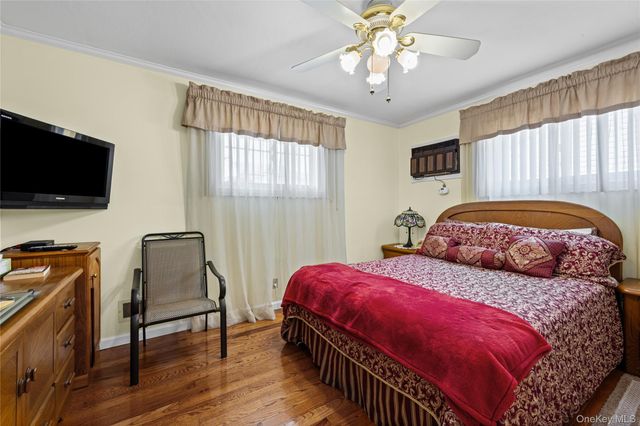 212 15th Street, West Babylon, NY 11704