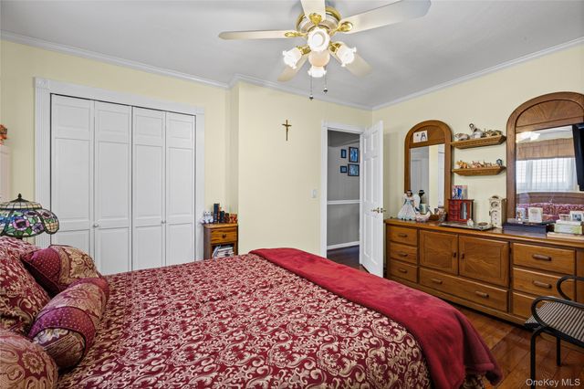 212 15th Street, West Babylon, NY 11704