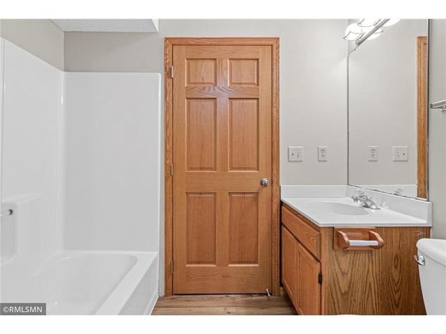 1906 Tuenge Drive, Stillwater, MN 55082